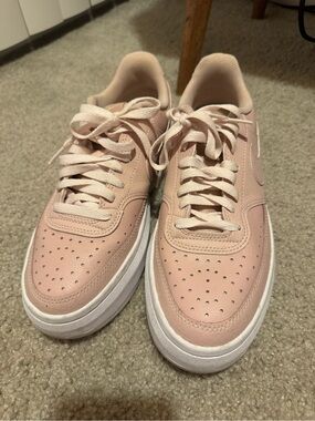 Women’s Pink Nikes